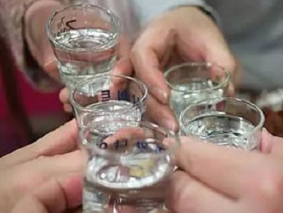 土酒酒質好，酒風更要好，以下4種酒桌上的行為不可有……